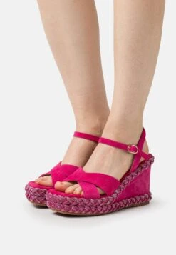 Alma En Pena Sandalias De Tacón - Fuxia