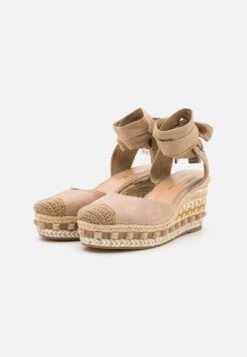 Alma En Pena Sandalias Con Plataforma - Beige -Alma En Pena 14cdde14df9d45e98ddbe55c38c7ea57