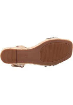 Alma En Pena Sandalias De Cuña - Beige -Alma En Pena 2dbaa1b3a8794d8a827d0cc0ea86a60c