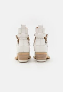 Alma En Pena Botines De Tacón - White -Alma En Pena 6c9cae96daf74050b967a8de6d186f47