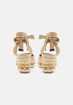 Alma En Pena Sandalias Con Plataforma - Beige -Alma En Pena b25c24ec33624521920338d0a4ca5dbb