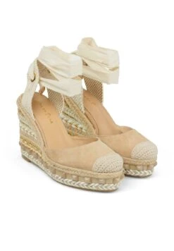 Alma En Pena Gomez - Cuñas - Arena -Alma En Pena ef2d0c77fbd448689897d1aa7d508953